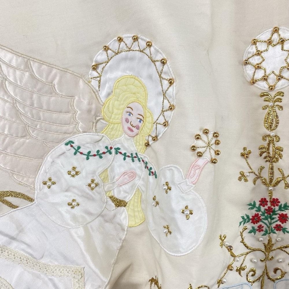 Chasuble Vestment Ivory Hand Sewn Hand Embroidered Angels - Picture 6 of 12